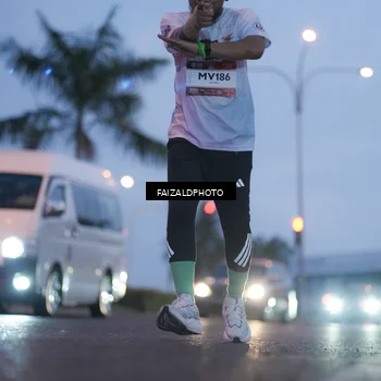 Runner Photo 7756378