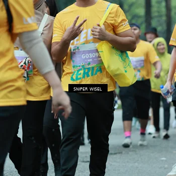 Runner Photo 7756392