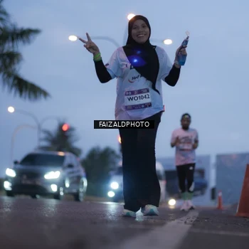 Runner Photo 7756406