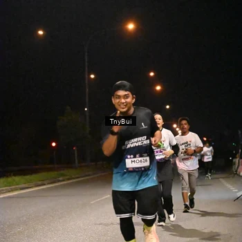 Runner Photo 7756420