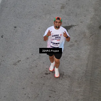 Runner Photo 7756447