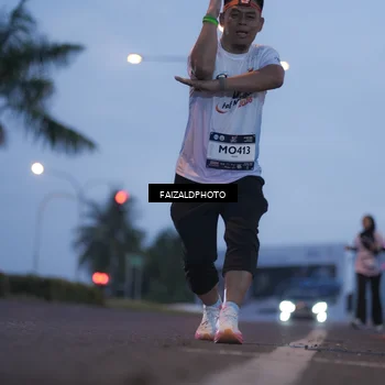 Runner Photo 7756456