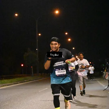 Runner Photo 7756458