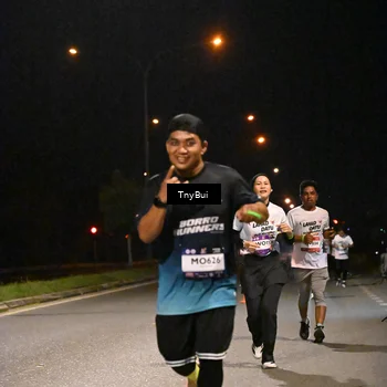 Runner Photo 7756464