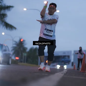 Runner Photo 7756480