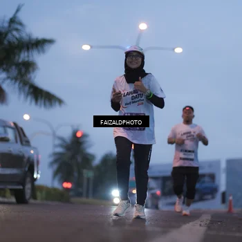 Runner Photo 7756503