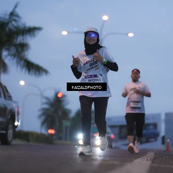 Runner Photo 7756504