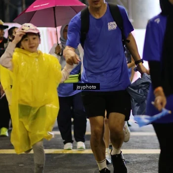 Runner Photo 7756511