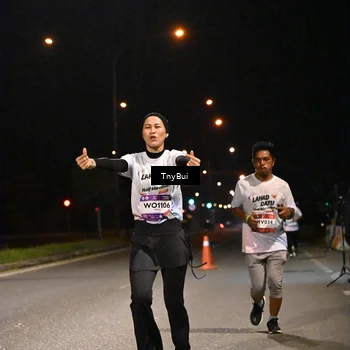 Runner Photo 7756524