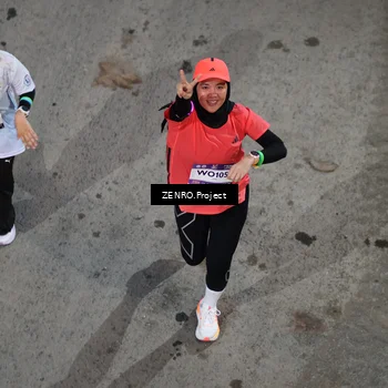Runner Photo 7756571