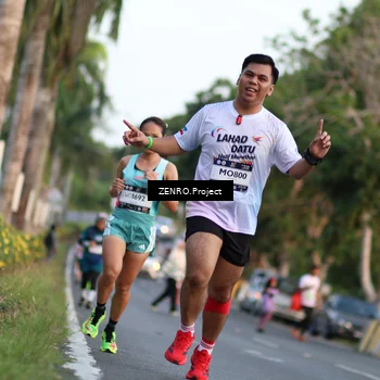 Runner Photo 7756594