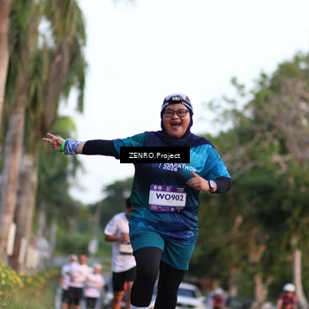 Runner Photo 7756643