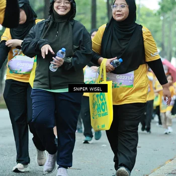 Runner Photo 7756646