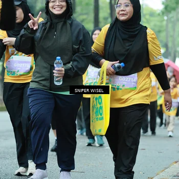 Runner Photo 7756653