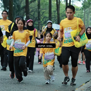 Runner Photo 7756671