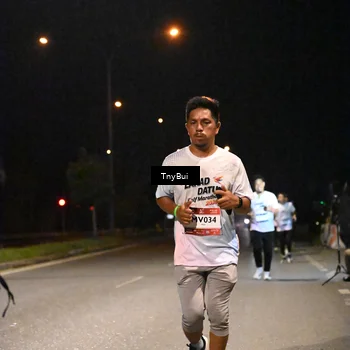Runner Photo 7756672