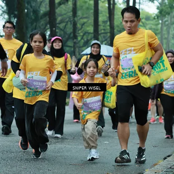 Runner Photo 7756673