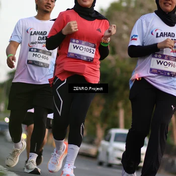 Runner Photo 7756698