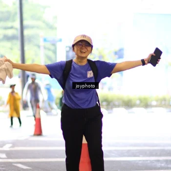 Runner Photo 7756701