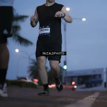 Runner Photo 7756703