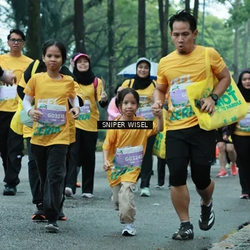 Runner Photo 7756705