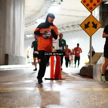 Runner Photo 7756716