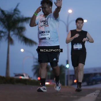 Runner Photo 7756722