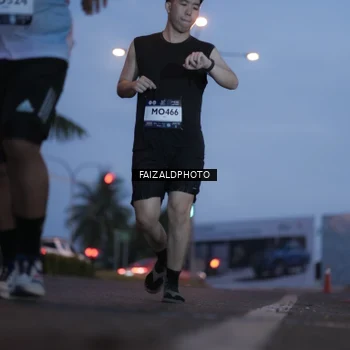 Runner Photo 7756726