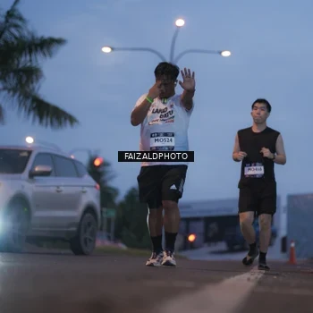 Runner Photo 7756727