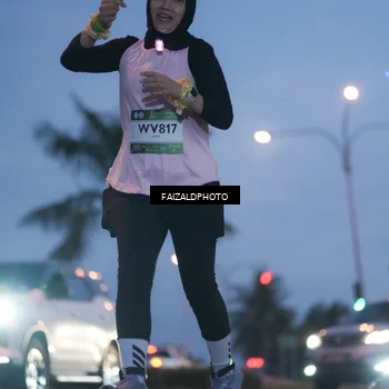 Runner Photo 7756742
