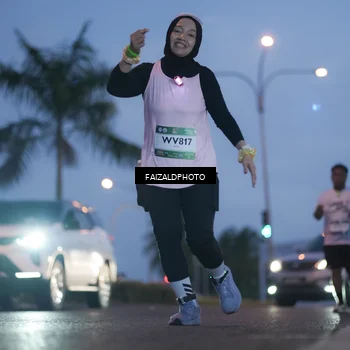 Runner Photo 7756745