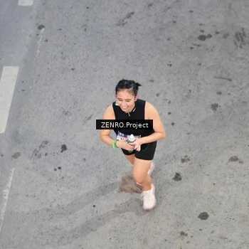 Runner Photo 7756759
