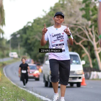 Runner Photo 7756774