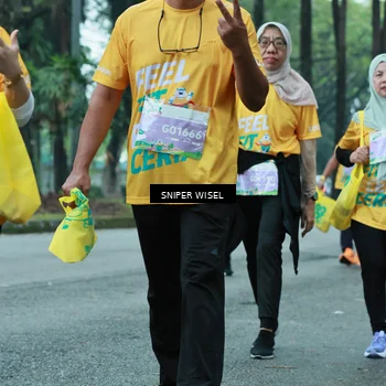 Runner Photo 7756775