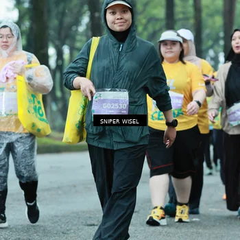 Runner Photo 7756790