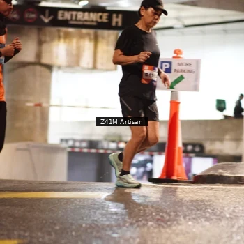 Runner Photo 7756794