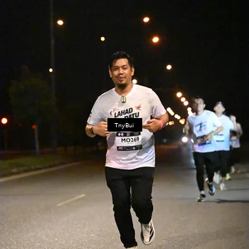 Runner Photo 7756800