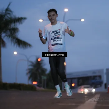 Runner Photo 7756818