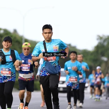 Runner Photo 7756827