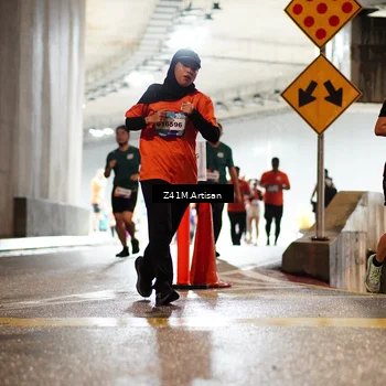 Runner Photo 7756859