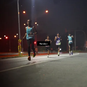 Runner Photo 7756874