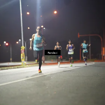 Runner Photo 7756877