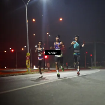 Runner Photo 7756882