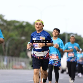 Runner Photo 7756912