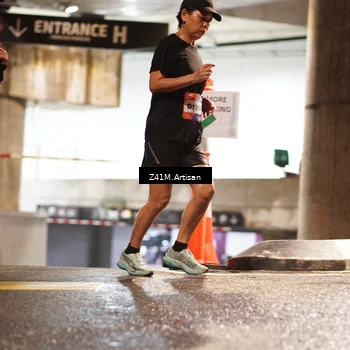 Runner Photo 7756917