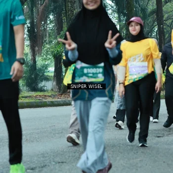 Runner Photo 7756922
