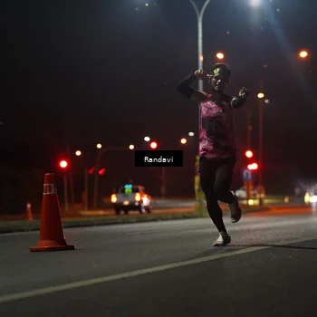 Runner Photo 7756928