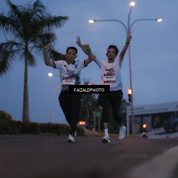 Runner Photo 7756935