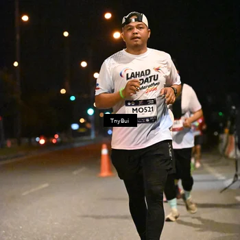 Runner Photo 7756970