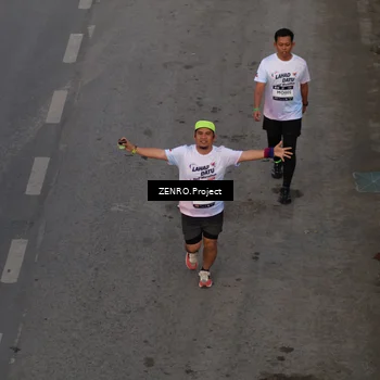 Runner Photo 7756971